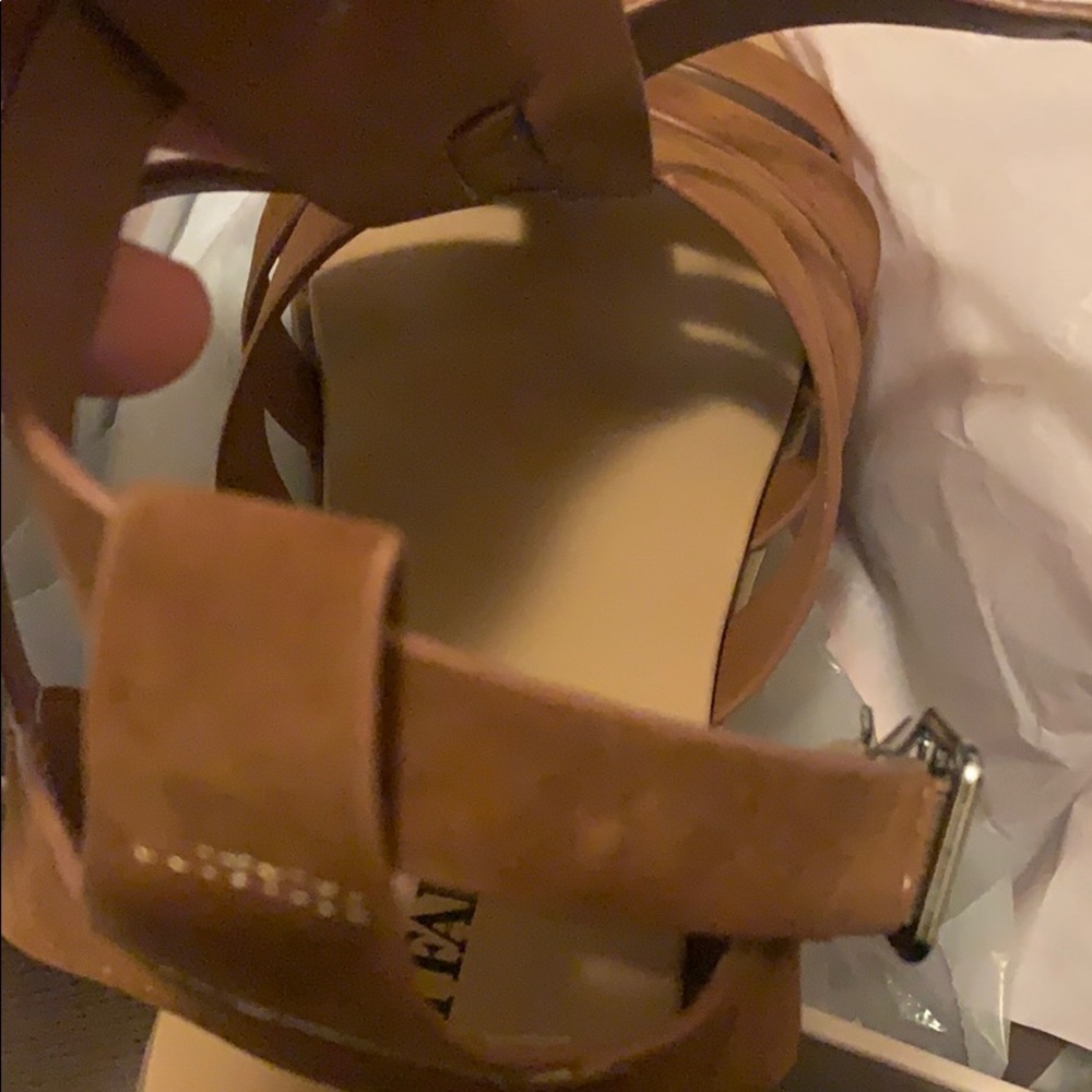 Sandals - Picture 3 of 3